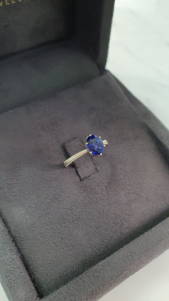 Blue Sapphire Vintage Champagne Ring