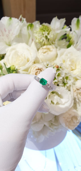 Colombian Emerald East West Diamond Band