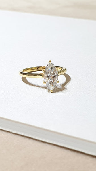 18K Yellow Gold Marquise Diamond Ring