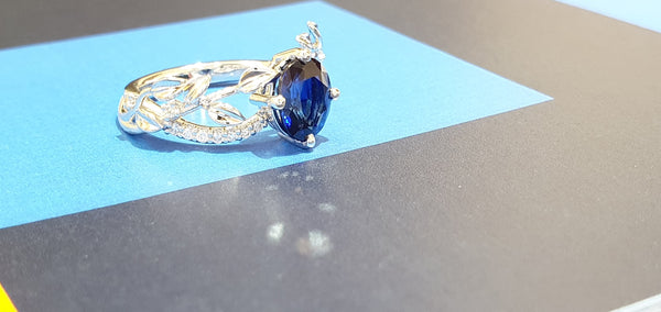 Vines Sea Blue Sapphire Ring